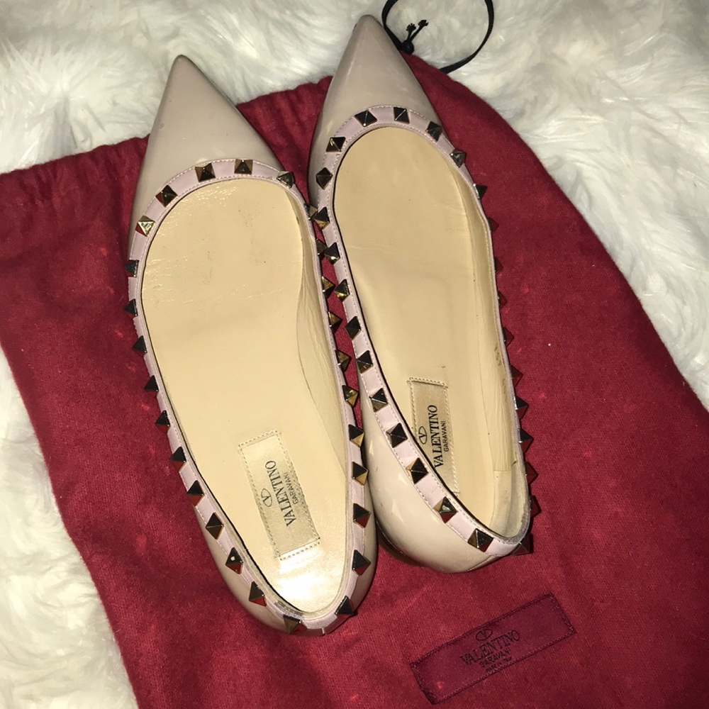 Valentino patent ballet flats in baby pink